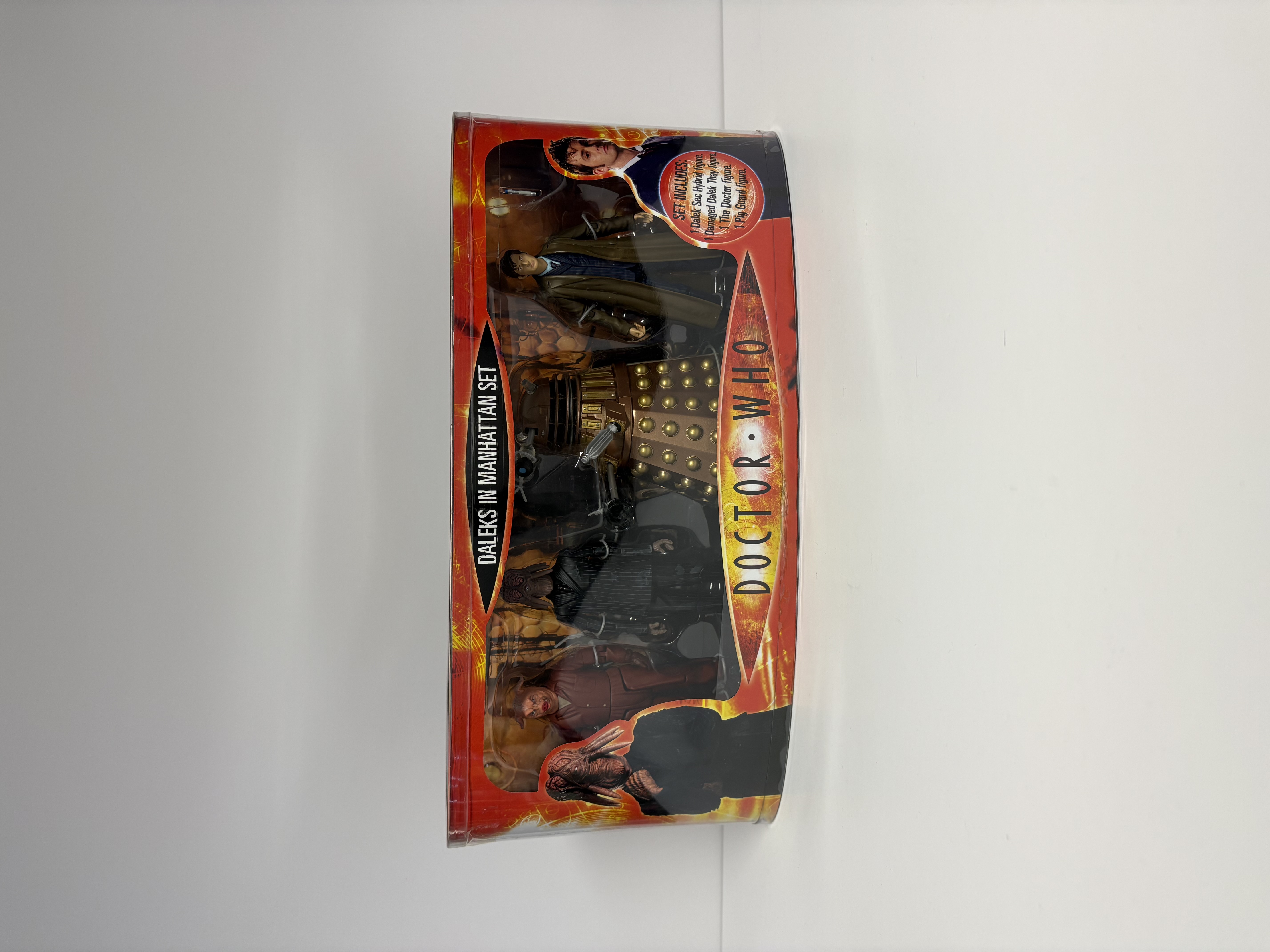 Daleks in Manhattan Set - w/ Dalek Sec Hybrid, Damaged Dalek Thay, Tenth Doctor, Pig Guard