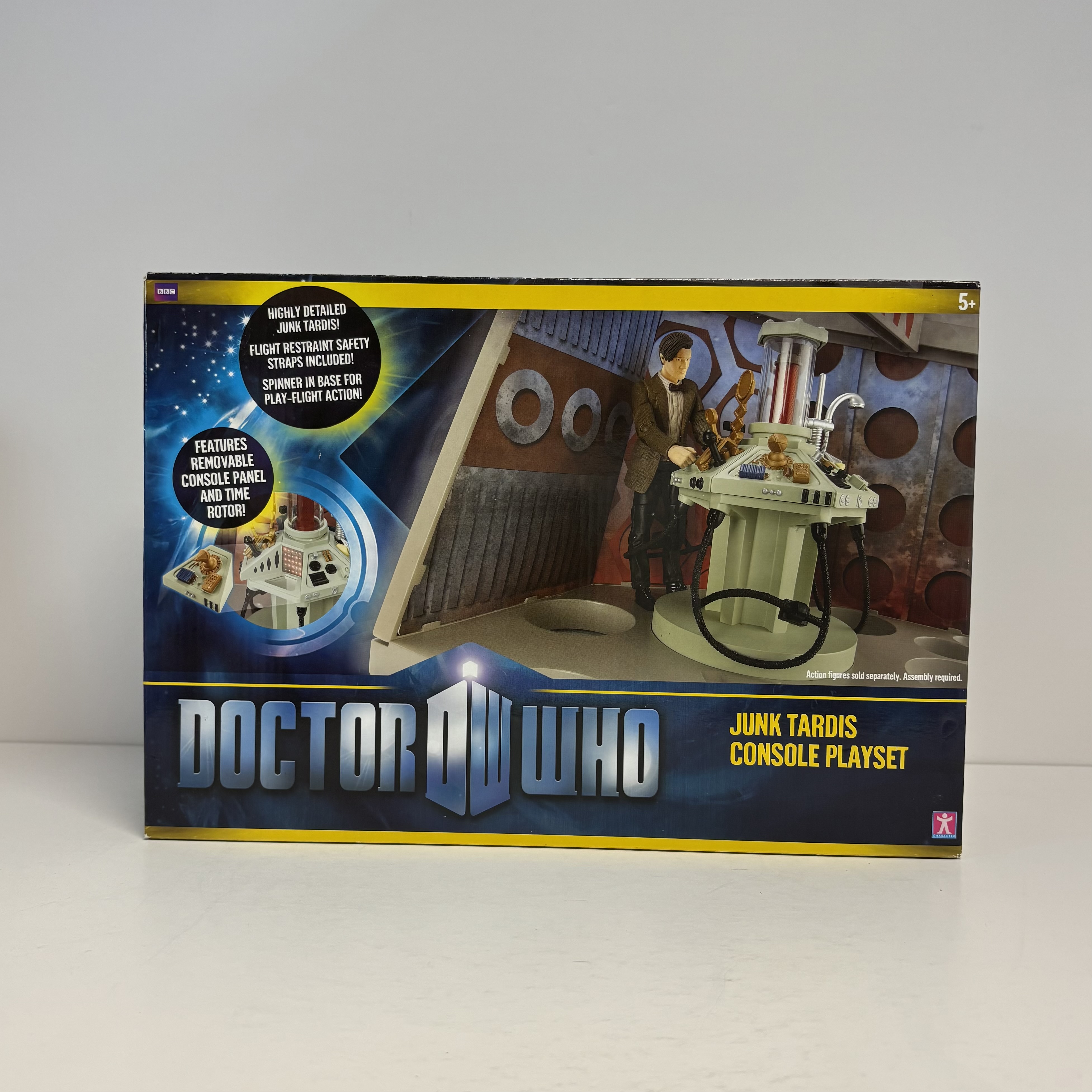 Junk TARDIS Console Playset