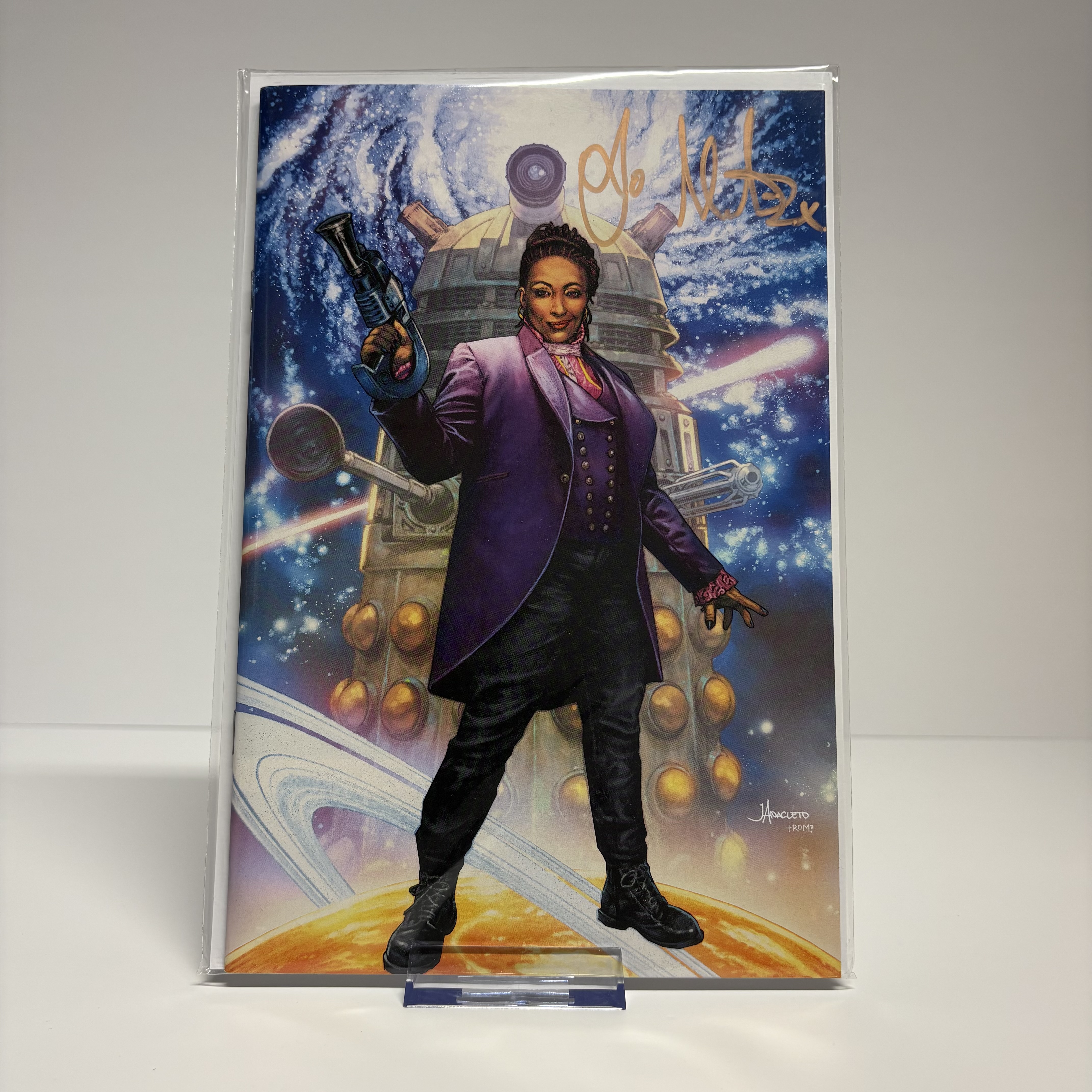 Comic - Doctor Who Circuit Breaker #1 (Limited Jay Anacleto Virgin Edition) SIGNED by JO MARTIN